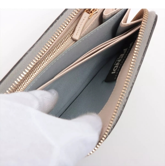 FENDI MONSTER LONG WALLET FULL INCLUSION - Picture 8 of 11